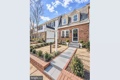 2120 N Brandywine Street, Arlington, VA 22207 - Photo 2