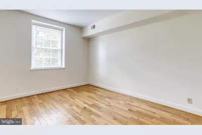 4906 S 30th Street S #B2, Arlington, VA 22206 - Photo 6