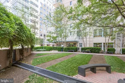 851 N Glebe Road #311, Arlington, VA 22203 - Photo 30