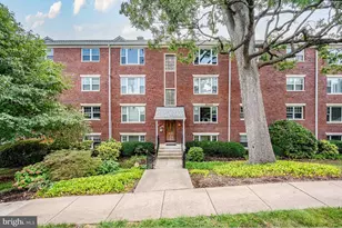 1402 12th St N, Arlington, VA 22209 - Photo 1