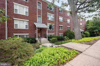 1402 12th Street N #S205, Arlington, VA 22209 - Photo 2