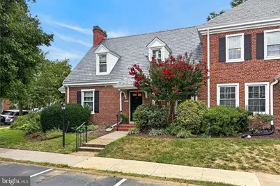 4626 34th Street S, Arlington, VA 22206 - Photo 2