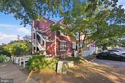 2813 S Woodrow Street #B, Arlington, VA 22206 - Photo 2