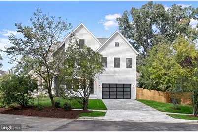 3233 4th Street N, Arlington, VA 22201 - Photo 2