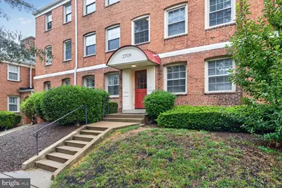 2709 Arlington Boulevard #302, Arlington, VA 22201 - Photo 2