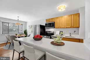 1200 S Arlington Ridge Rd, Arlington, VA 22202 - Photo 8