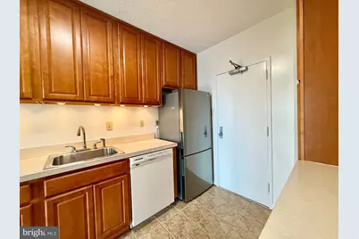 4141 N Henderson Road #1007, Arlington, VA 22203 - Photo 10