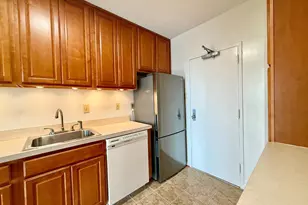4141 N Henderson Rd, Arlington, VA 22203 - Photo 10