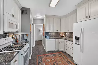4141 N North Henderson Road #311, Arlington, VA 22203 - Photo 10