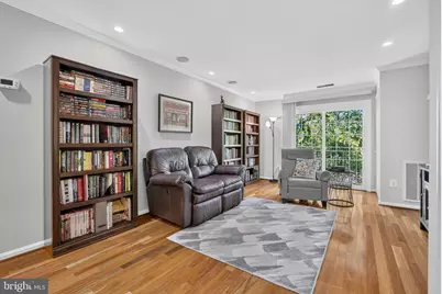 2050 N Calvert Street #404, Arlington, VA 22201 - Photo 2