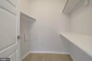 1300 Crystal Dr, Arlington, VA 22202 - Photo 18
