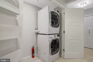 1300 Crystal Dr, Arlington, VA 22202 - Photo 24