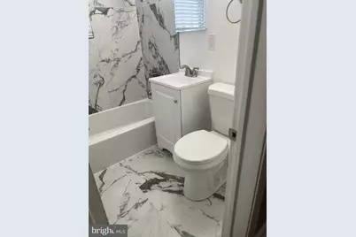 5720 Washington Boulevard #4, Arlington, VA 22205 - Photo 8