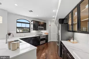 2702 Langston Blvd., Arlington, VA 22207 - Photo 1