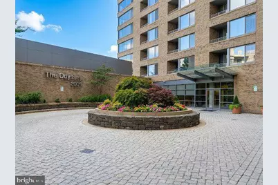 2001 15th Street N #616, Arlington, VA 22201 - Photo 2