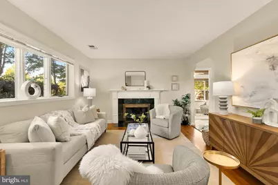 5912 3rd Street S, Arlington, VA 22204 - Photo 4