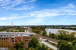 1200 Crystal Dr, Arlington, VA 22202 - Photo 1