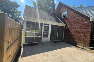 985 N Powhatan St, Arlington, VA 22205 - Photo 6