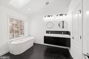 4919 Barbour Dr, Alexandria, VA 22304 - Photo 24