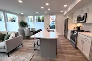 701 N Henry St, Alexandria, VA 22314 - Photo 2