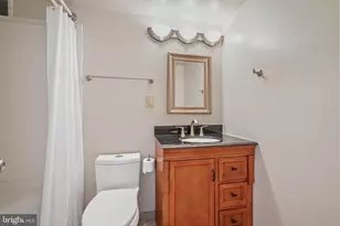 1225 Martha Custis Dr, Alexandria, VA 22302 - Photo 26