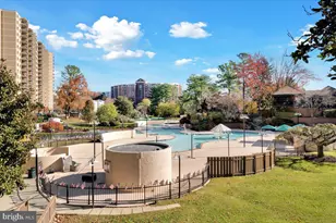 309 Yoakum Pkwy, Alexandria, VA 22304 - Photo 1