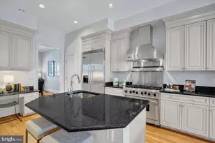 1820 Carpenter Rd, Alexandria, VA 22314 - Photo 18