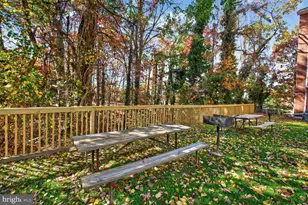 3307 Wyndham Cir, Alexandria, VA 22302 - Photo 16