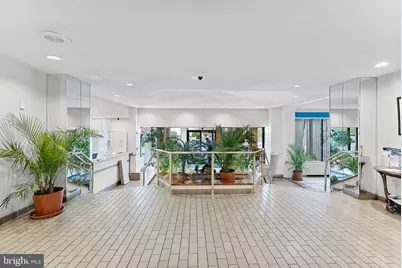5340 Holmes Run Parkway #107, Alexandria, VA 22304 - Photo 4