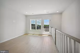 326 Swann Ave, Alexandria, VA 22301 - Photo 10