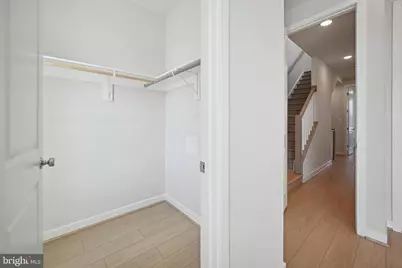326 Swann Avenue, Alexandria, VA 22301 - Photo 18