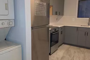 206 Skyhill Rd, Alexandria, VA 22314 - Photo 8