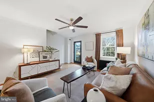1130 Colonial Ave, Alexandria, VA 22314 - Photo 2