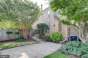 916 Bernard St, Alexandria, VA 22314 - Photo 32