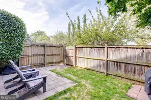 916 Bernard St, Alexandria, VA 22314 - Photo 34