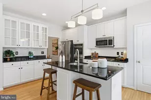 4645 Lambert Dr, Alexandria, VA 22311 - Photo 10