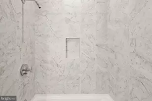 925 N Fairfax St, Alexandria, VA 22314 - Photo 22