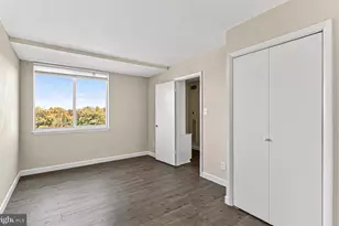 501 Slaters Ln, Alexandria, VA 22314 - Photo 18