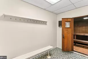 501 Slaters Ln, Alexandria, VA 22314 - Photo 40