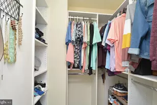 3312 Wyndham Cir, Alexandria, VA 22302 - Photo 8