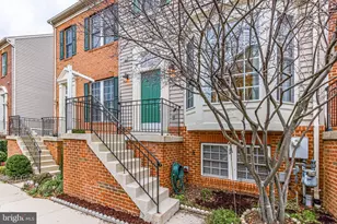 953 Harrison Cir, Alexandria, VA 22304 - Photo 2