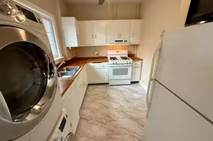 3516 Martha Custis Dr, Alexandria, VA 22302 - Photo 2