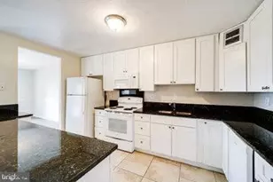 205 Yoakum Pkwy, Alexandria, VA 22304 - Photo 14