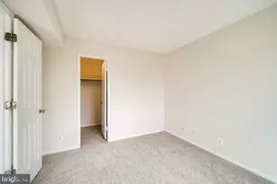 205 Yoakum Pkwy, Alexandria, VA 22304 - Photo 6