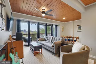 53 Skyhill Rd, Alexandria, VA 22314 - Photo 1