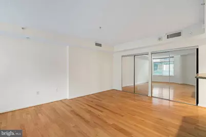 3101 N Hampton Drive #219, Alexandria, VA 22302 - Photo 12