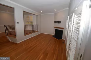 1342 Chetworth Ct, Alexandria, VA 22314 - Photo 8