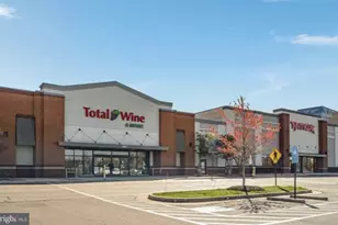 234 Wesmond Dr, Alexandria, VA 22305 - Photo 12