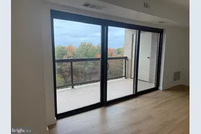 205 Yoakum Parkway #1016, Alexandria, VA 22304 - Photo 12