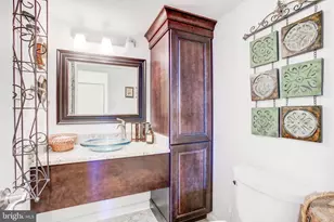 307 Yoakum Pkwy, Alexandria, VA 22304 - Photo 4